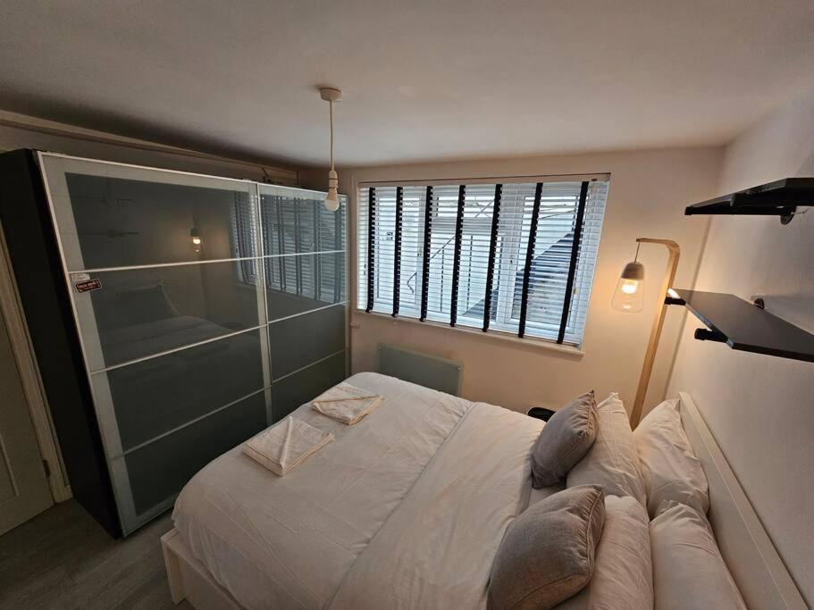 Ferienwohnung Peaceful And Elegant London Exterior foto